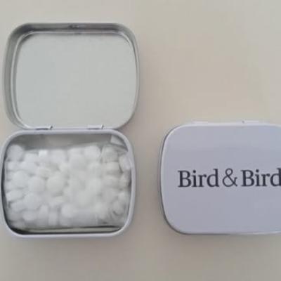 Bird Bird Hinged Tin